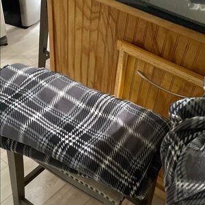 Canon Black and Gray Plaid Throw Blanket